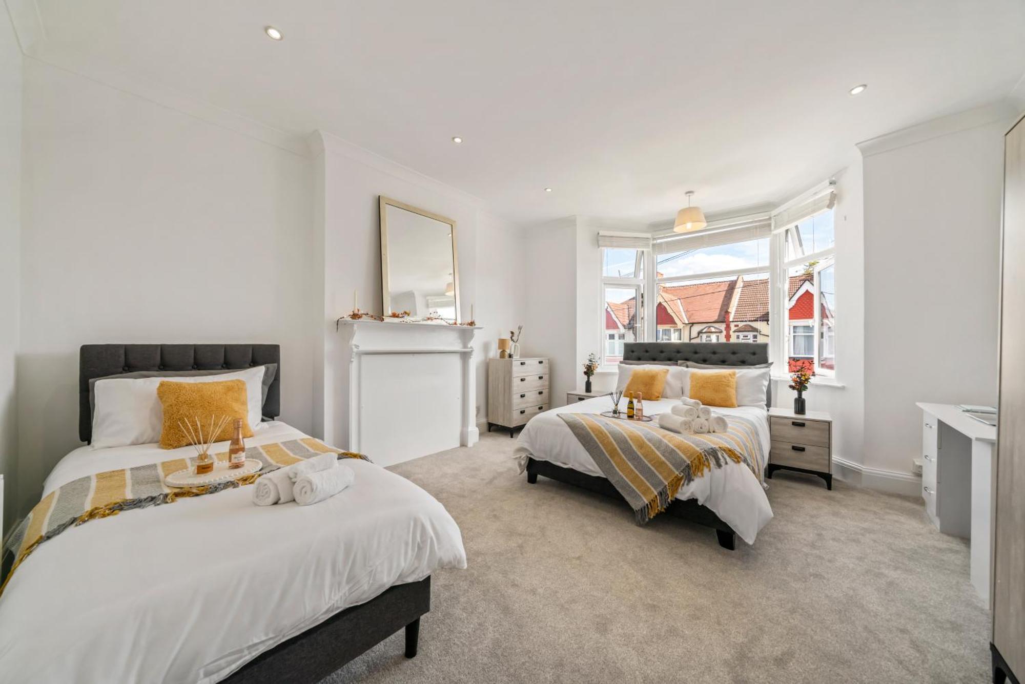 2025 Award Winning - 2 Bedroom Luxury Apartment Next To Wembley Stadium Londyn Zewnętrze zdjęcie