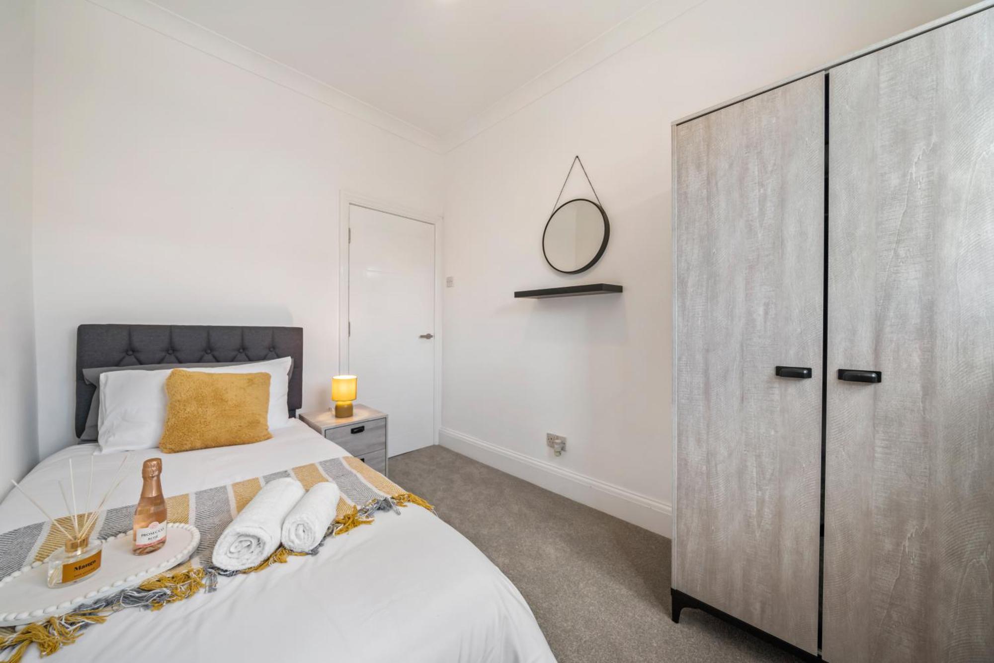 2025 Award Winning - 2 Bedroom Luxury Apartment Next To Wembley Stadium Londyn Zewnętrze zdjęcie